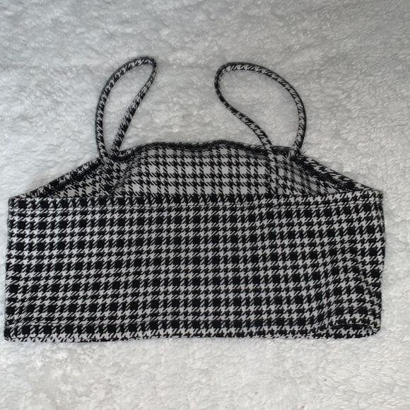 cropped garage tank!! size: xs - Picture 3 of 3